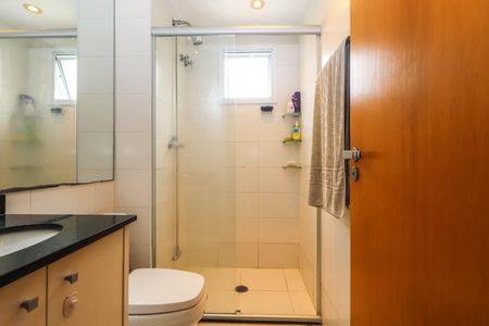 Apartamento à venda com 115m², 3 quartos e 2 vagas Apartamento à venda com 115m², 3 quartos e 2 vagasBanheiro da Suíte