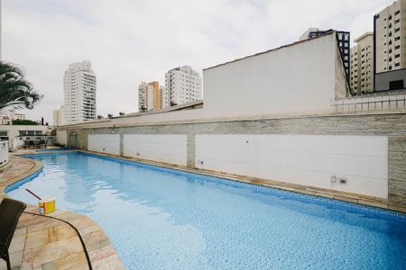 Apartamento à venda com 115m², 3 quartos e 2 vagas Apartamento à venda com 115m², 3 quartos e 2 vagasPiscina