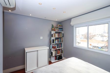 Apartamento à venda com 115m², 3 quartos e 2 vagas Apartamento à venda com 115m², 3 quartos e 2 vagasSuíte