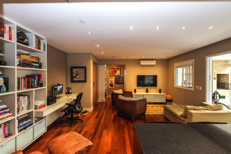 Apartamento à venda com 115m², 3 quartos e 2 vagas Apartamento à venda com 115m², 3 quartos e 2 vagasSala