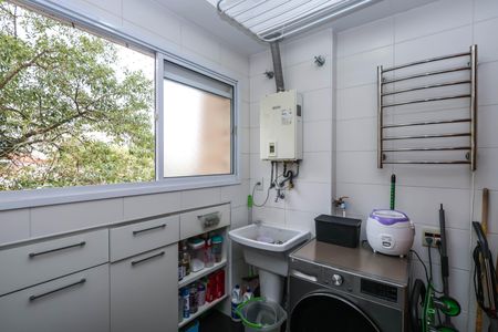 Apartamento à venda com 115m², 3 quartos e 2 vagas Apartamento à venda com 115m², 3 quartos e 2 vagasÁrea de Serviço