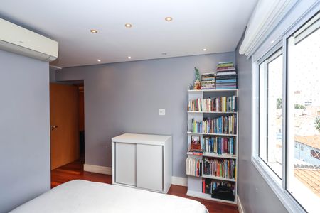 Apartamento à venda com 115m², 3 quartos e 2 vagas Apartamento à venda com 115m², 3 quartos e 2 vagasSuíte