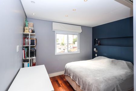 Apartamento à venda com 115m², 3 quartos e 2 vagas Apartamento à venda com 115m², 3 quartos e 2 vagasSuíte