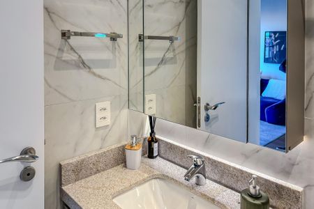 Studio à venda com 44m², 1 quarto e 1 vaga Studio à venda com 44m², 1 quarto e 1 vagaBanheiro Social