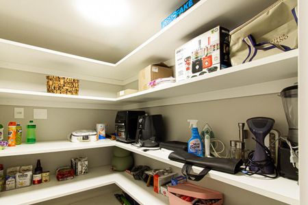 Apartamento à venda com 173m², 3 quartos e 2 vagasDespensa