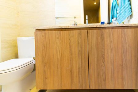 Apartamento à venda com 173m², 3 quartos e 2 vagasBanheiro da Suíte 1