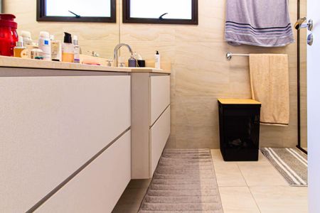 Apartamento à venda com 173m², 3 quartos e 2 vagasBanheiro da Suíte 2