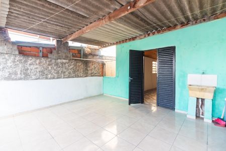 Casa para alugar com 50m², 1 quarto e sem vaga Casa para alugar com 50m², 1 quarto e sem vagaQuintal