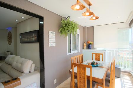 Apartamento à venda com 64m², 2 quartos e 1 vagaVaranda