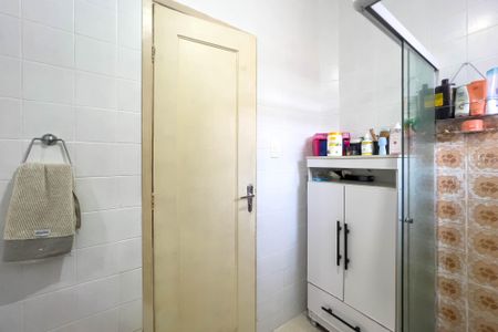Apartamento à venda com 80m², 2 quartos e sem vaga Apartamento à venda com 80m², 2 quartos e sem vagaBanheiro