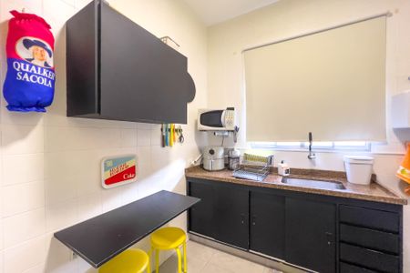 Apartamento à venda com 80m², 2 quartos e sem vaga Apartamento à venda com 80m², 2 quartos e sem vagaCozinha