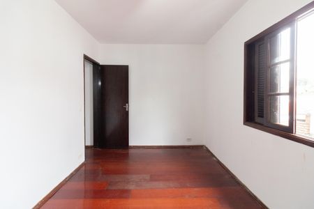 Casa à venda com 120m², 2 quartos e 2 vagasQuarto 2
