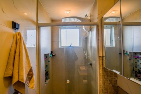 Apartamento à venda com 50m², 2 quartos e 1 vaga Apartamento à venda com 50m², 2 quartos e 1 vagaBanheiro