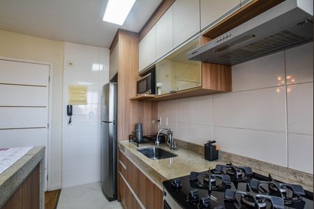 Apartamento à venda com 50m², 2 quartos e 1 vaga Apartamento à venda com 50m², 2 quartos e 1 vagaCozinha e Área de Serviço