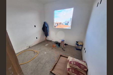 Casa à venda com 45m², 2 quartos e 1 vaga