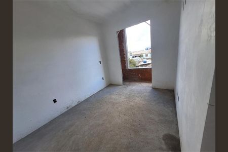 Casa à venda com 45m², 2 quartos e 1 vaga