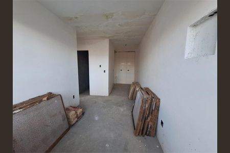 Casa à venda com 45m², 2 quartos e 1 vaga