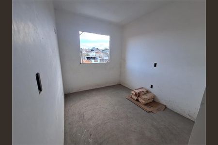 Casa à venda com 45m², 2 quartos e 1 vaga