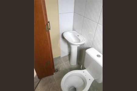 Casa à venda com 65m², 2 quartos e 2 vagas