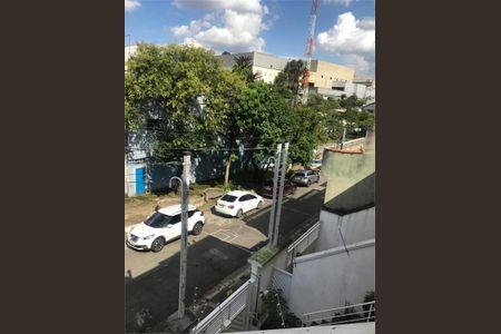 Casa à venda com 65m², 2 quartos e 2 vagas