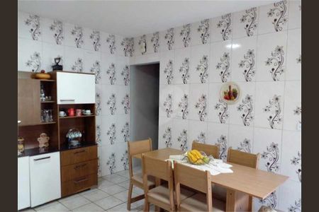 Casa à venda com 184m², 3 quartos e 3 vagas