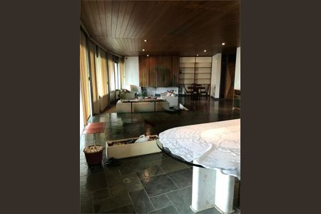 Apartamento à venda com 380m², 4 quartos e 5 vagas