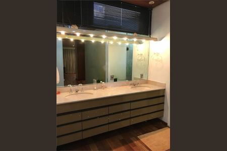 Apartamento à venda com 380m², 4 quartos e 5 vagas
