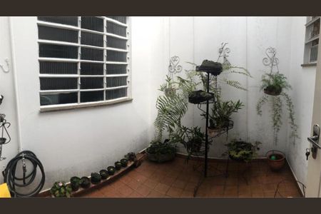 Casa à venda com 173m², 3 quartos e 5 vagas
