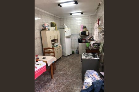 Casa à venda com 60m², 2 quartos e 1 vaga