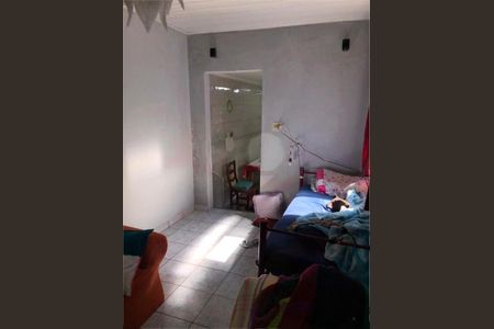 Casa à venda com 60m², 2 quartos e 1 vaga