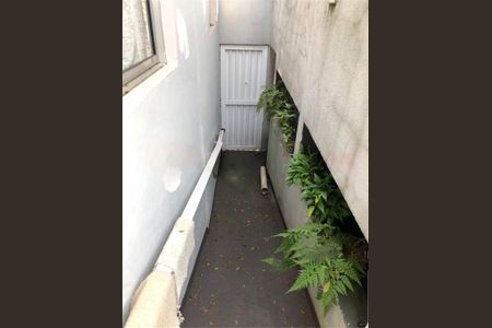 Casa à venda com 60m², 2 quartos e 1 vaga