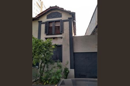 Casa à venda com 150m², 6 quartos e 4 vagas