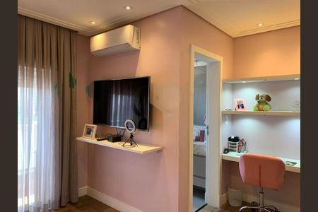 Apartamento à venda com 205m², 4 quartos e 4 vagas