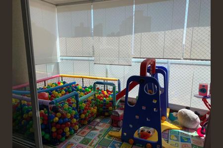 Apartamento à venda com 205m², 4 quartos e 4 vagas