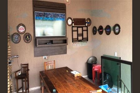 Casa à venda com 180m², 4 quartos e 1 vaga