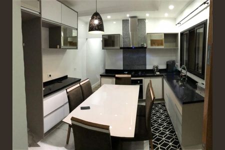 Casa à venda com 180m², 4 quartos e 1 vaga