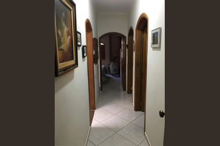 Casa de condomínio à venda com 261m², 3 quartos e 4 vagas