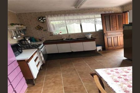 Casa à venda com 200m², 3 quartos e 2 vagas