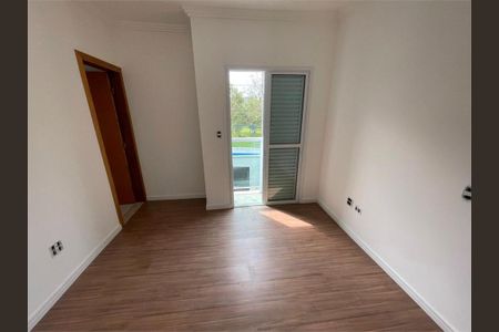 Casa à venda com 70m², 2 quartos e 2 vagas