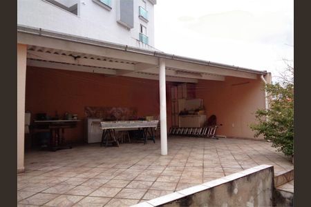 Casa à venda com 234m², 4 quartos e 2 vagas