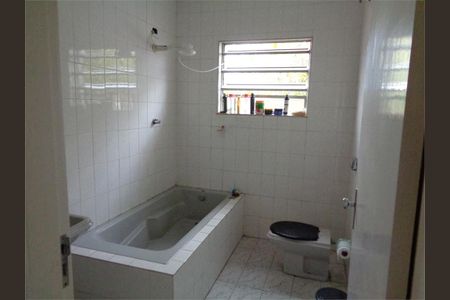 Casa à venda com 234m², 4 quartos e 2 vagas