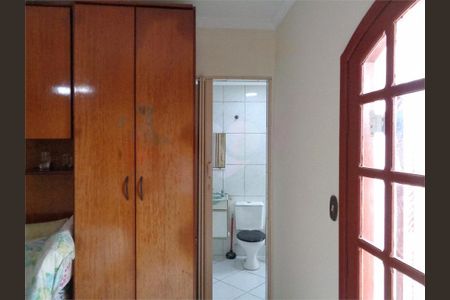Casa à venda com 234m², 4 quartos e 2 vagas