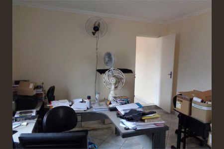 Casa à venda com 234m², 4 quartos e 2 vagas