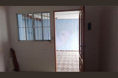 Casa à venda com 96m², 4 quartos e 2 vagas