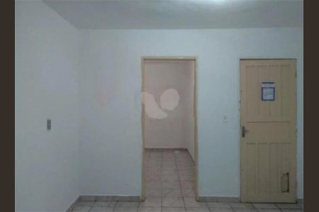 Casa à venda com 96m², 4 quartos e 2 vagas