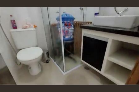 Apartamento à venda com 65m², 2 quartos e 1 vaga