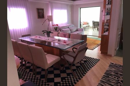 Apartamento à venda com 162m², 3 quartos e 4 vagas