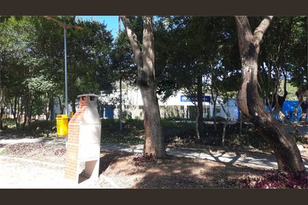 Apartamento à venda com 77m², 2 quartos e 1 vaga