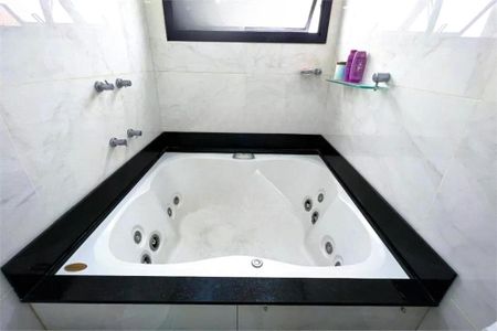 Apartamento à venda com 88m², 1 quarto e 2 vagas