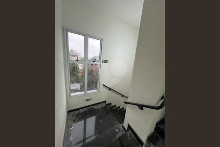 Apartamento à venda com 31m², 1 quarto e sem vaga